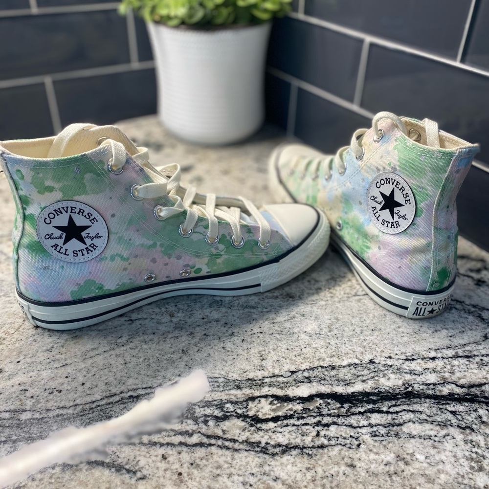 Converse Chuck Taylor High-Top Sneakers - Multicolor